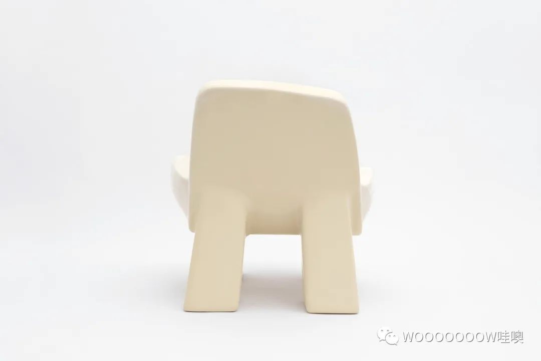 伦敦设计师 Faye Toogood 的软糖椅，极简主义与精湛工艺的完美结合-5