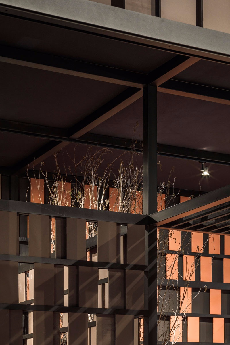 04 07  POINT [2017米兰展]-19