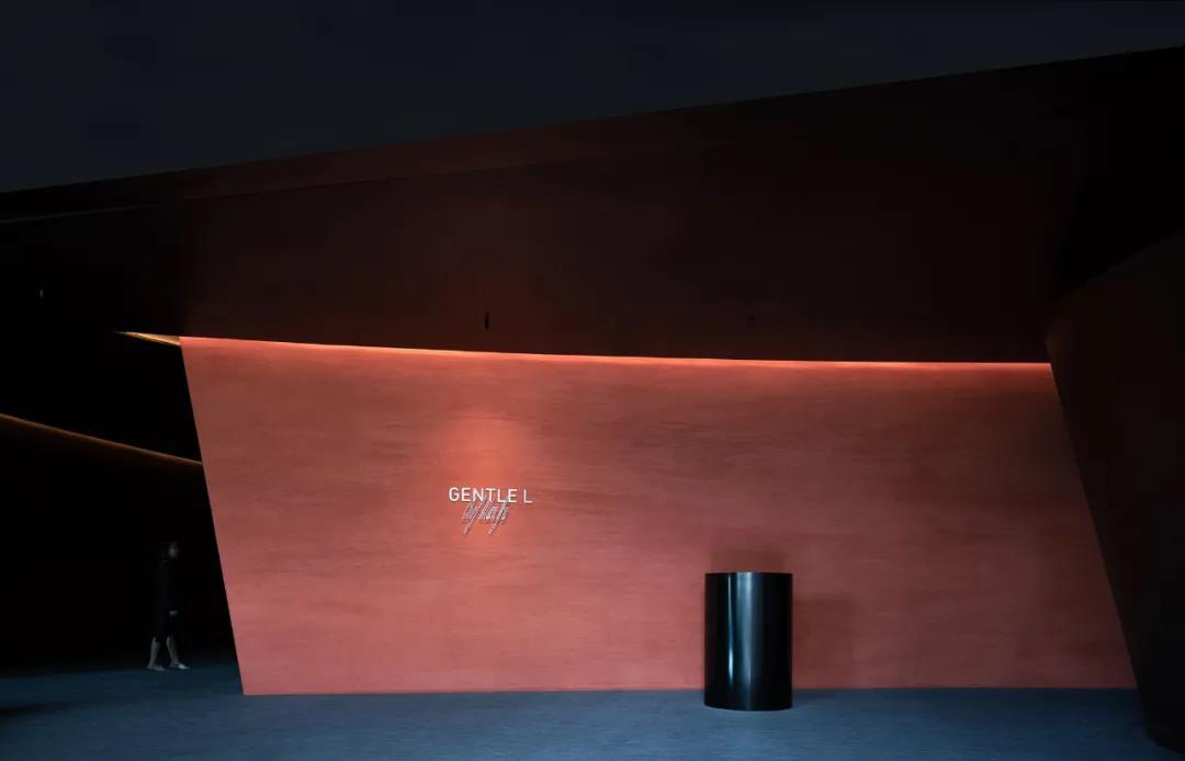 追光·欧文莱陶瓷总部，空寂之境 | 谢培河作品-164