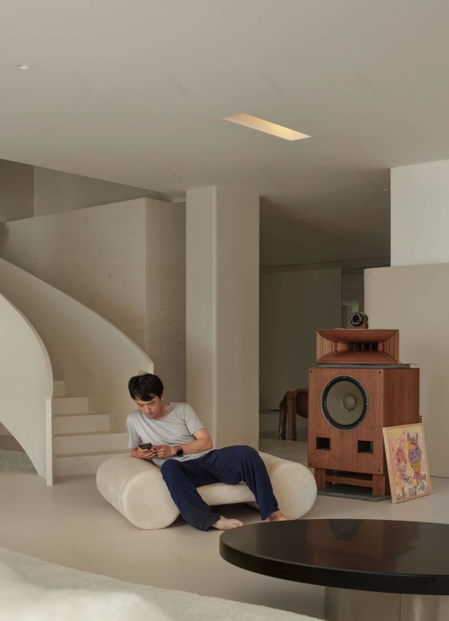 600㎡极简奶油风豪宅丨尔我空间设计研究室-19