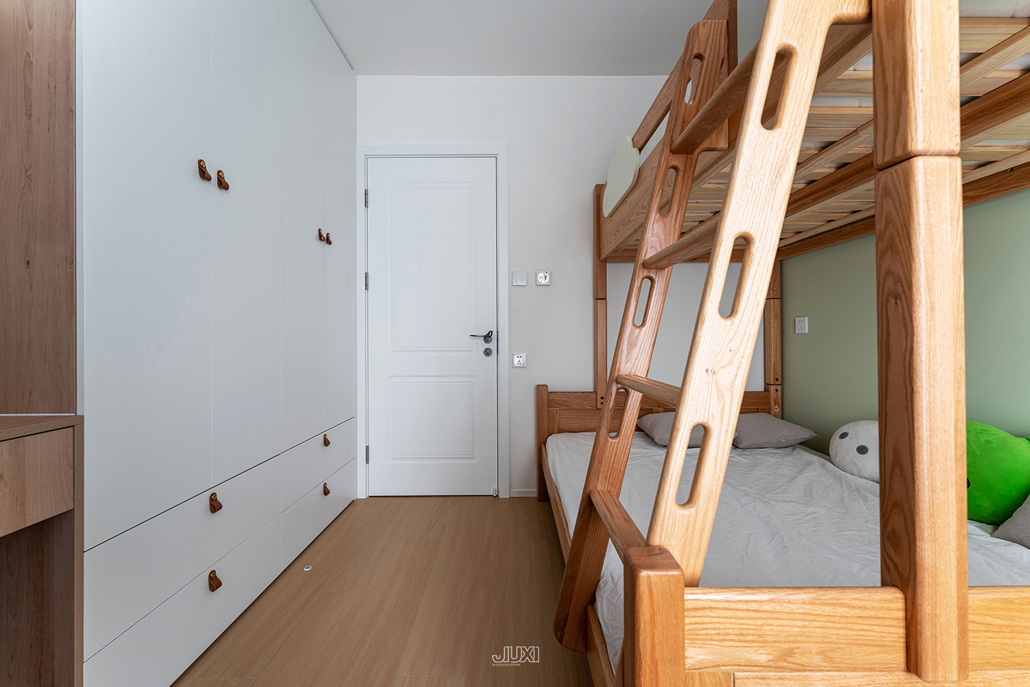 奶油原木一落地,放大30㎡的效果就有了-49