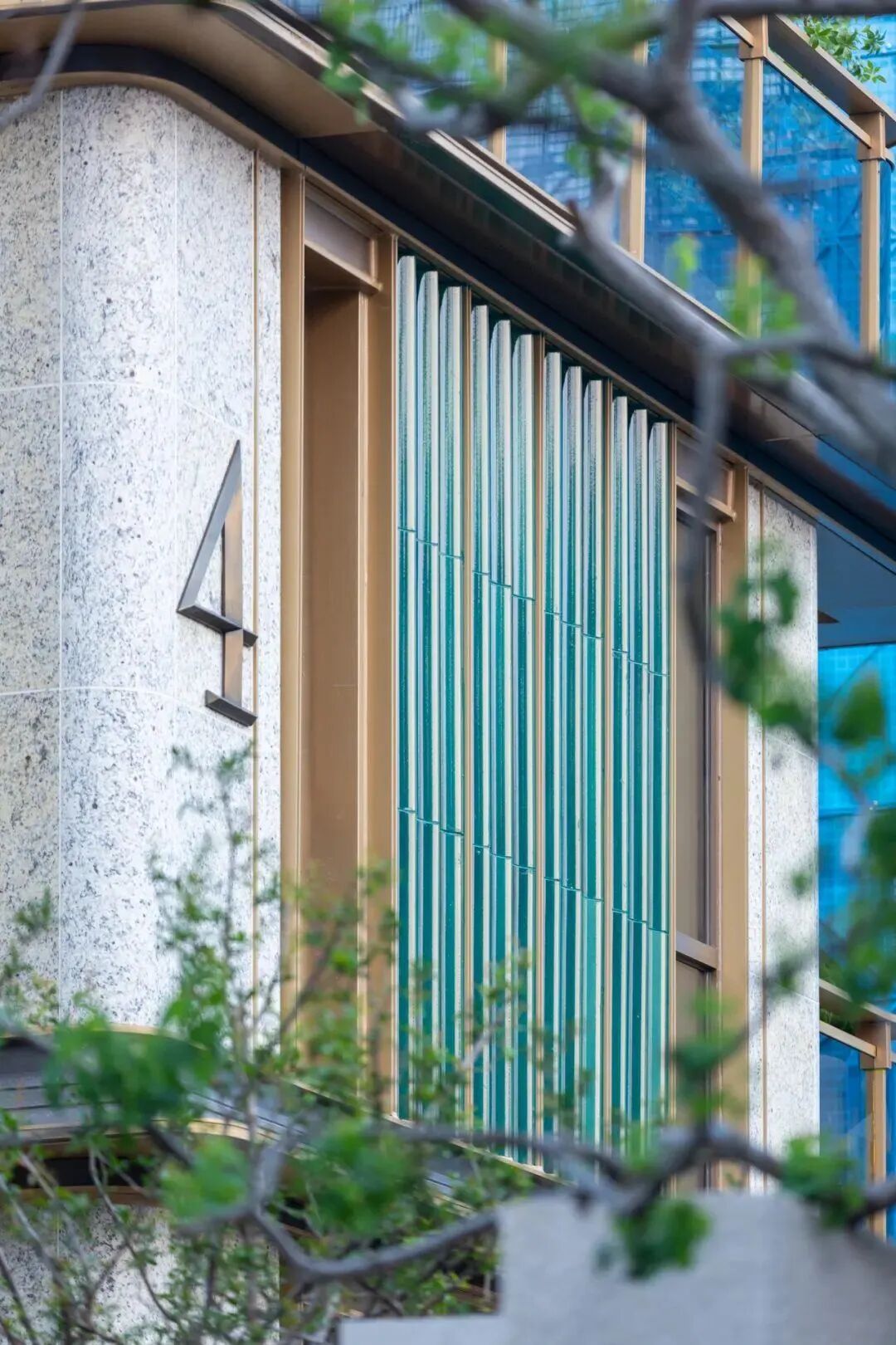 媒体看越秀丨在15米高空兑现未来！从造城到造梦，它与杭州双向奔赴-61