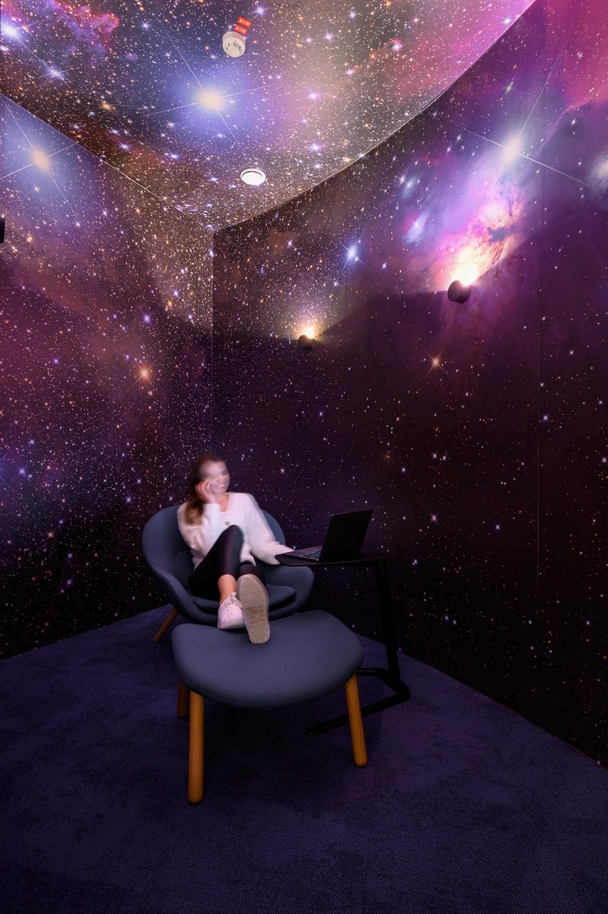 Dhimahi 办公室 · 数字化世界的千瓣莲花设计丨Superform-14