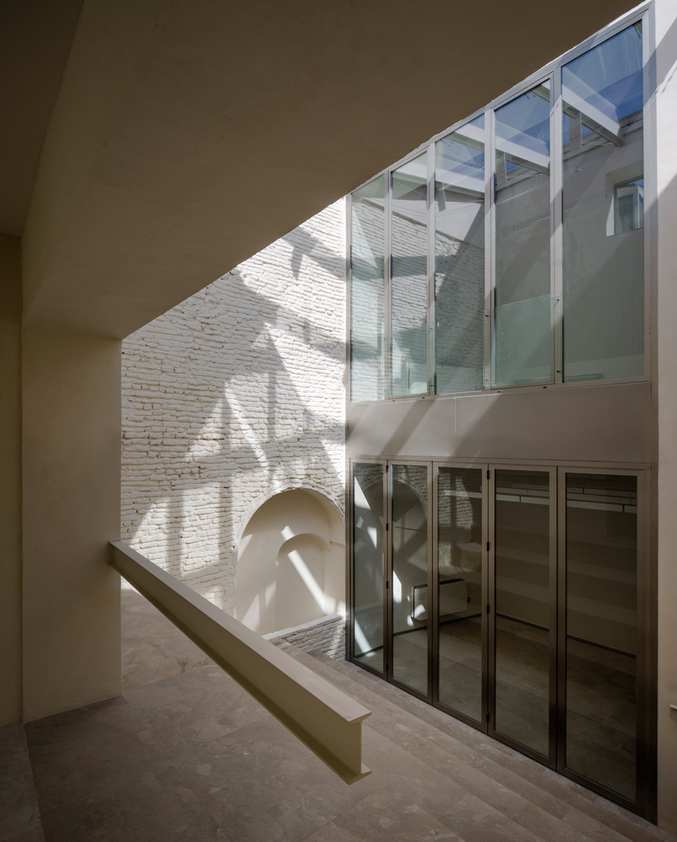 弗拉门戈解读中心，西班牙 / garciatorrente architects-20