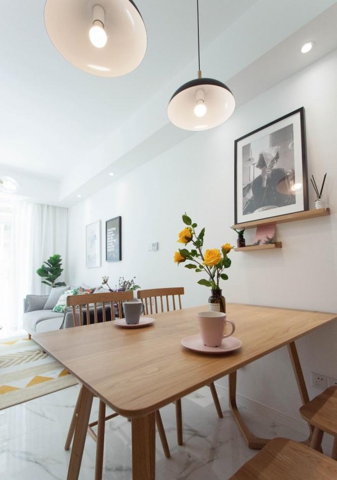 
钟爱白色 钟爱自由！ -1