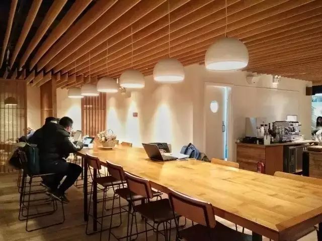 原研哉在北京设计了一家透着浓浓MUJI风的煮葉（TEASURE）茶饮店-23