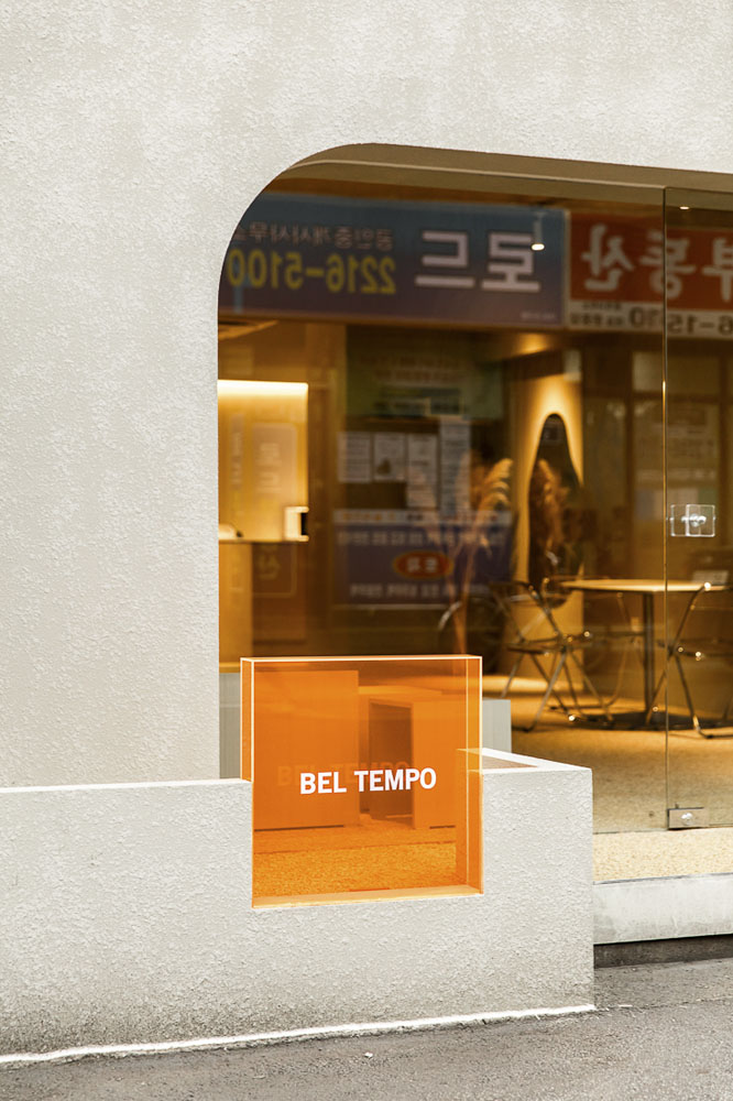 首尔 18 平现代风咖啡厅，小空间大创意-13