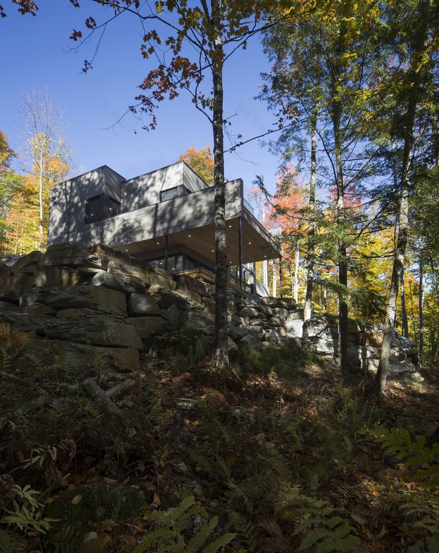Chalet Potton on the Shores of Lake Memphremagog, Canada-9