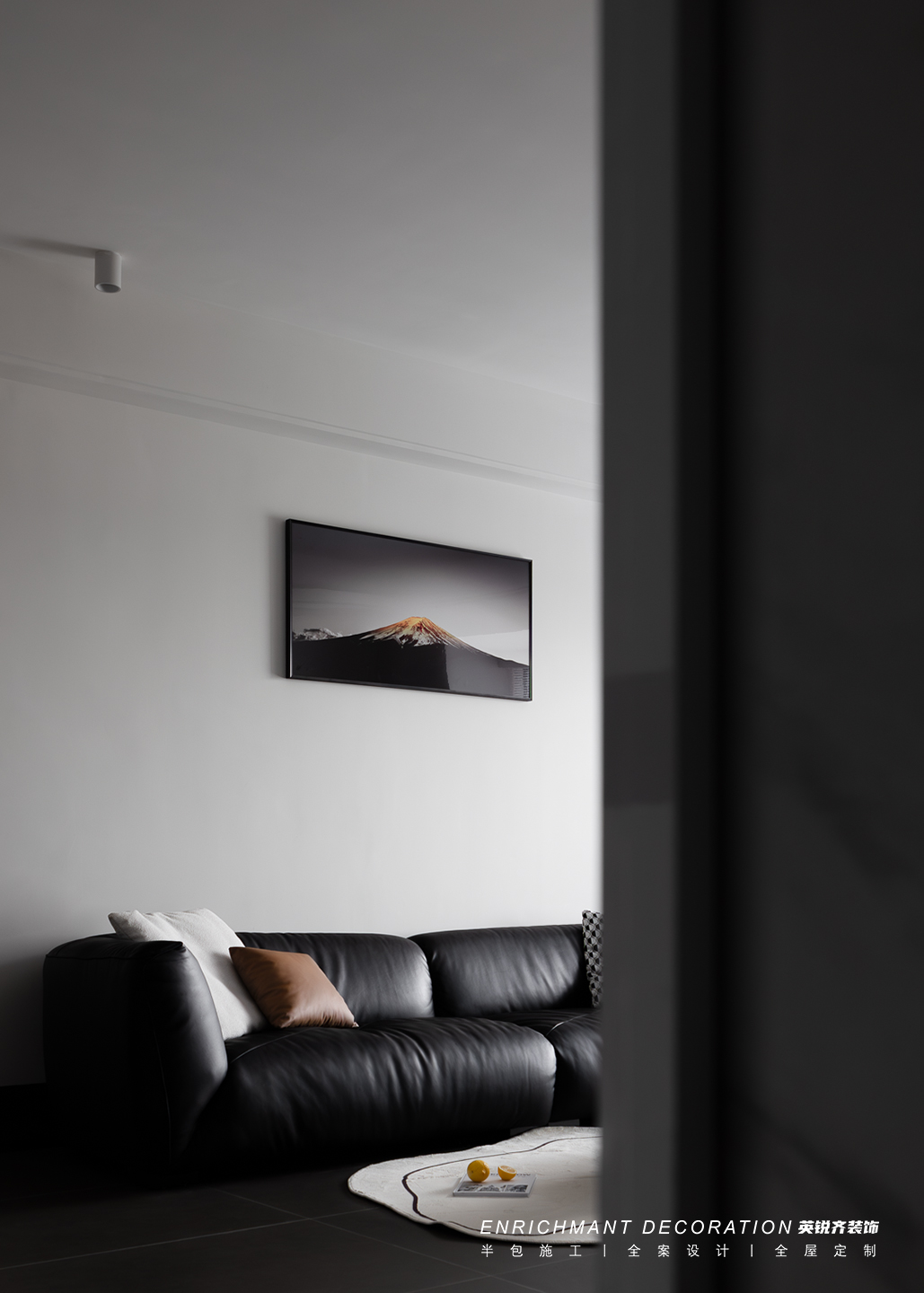 极致黑白丨易越-17