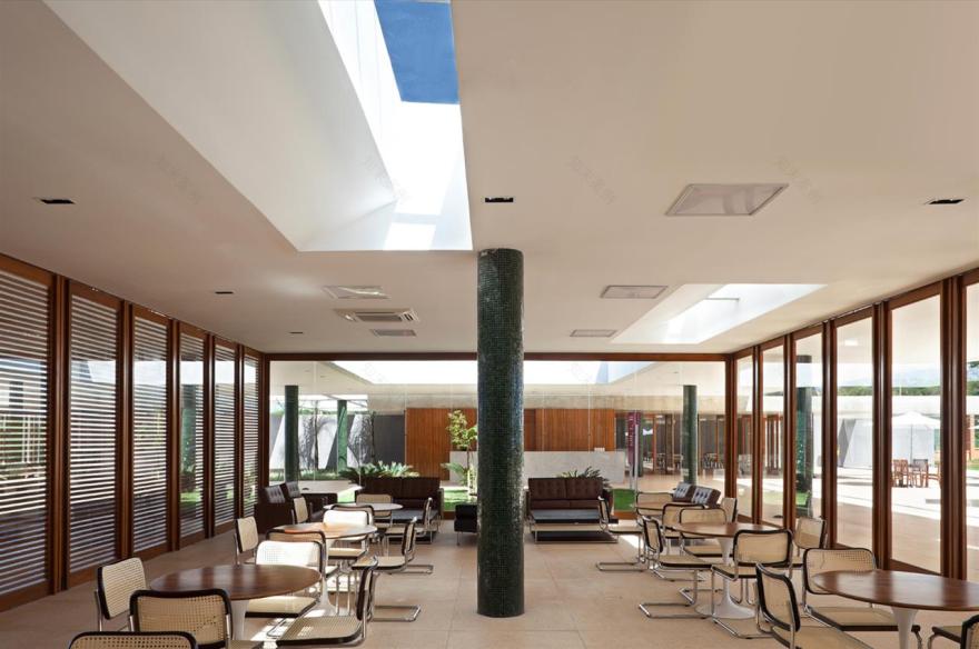 阿尔法城巴西利亚俱乐部-12