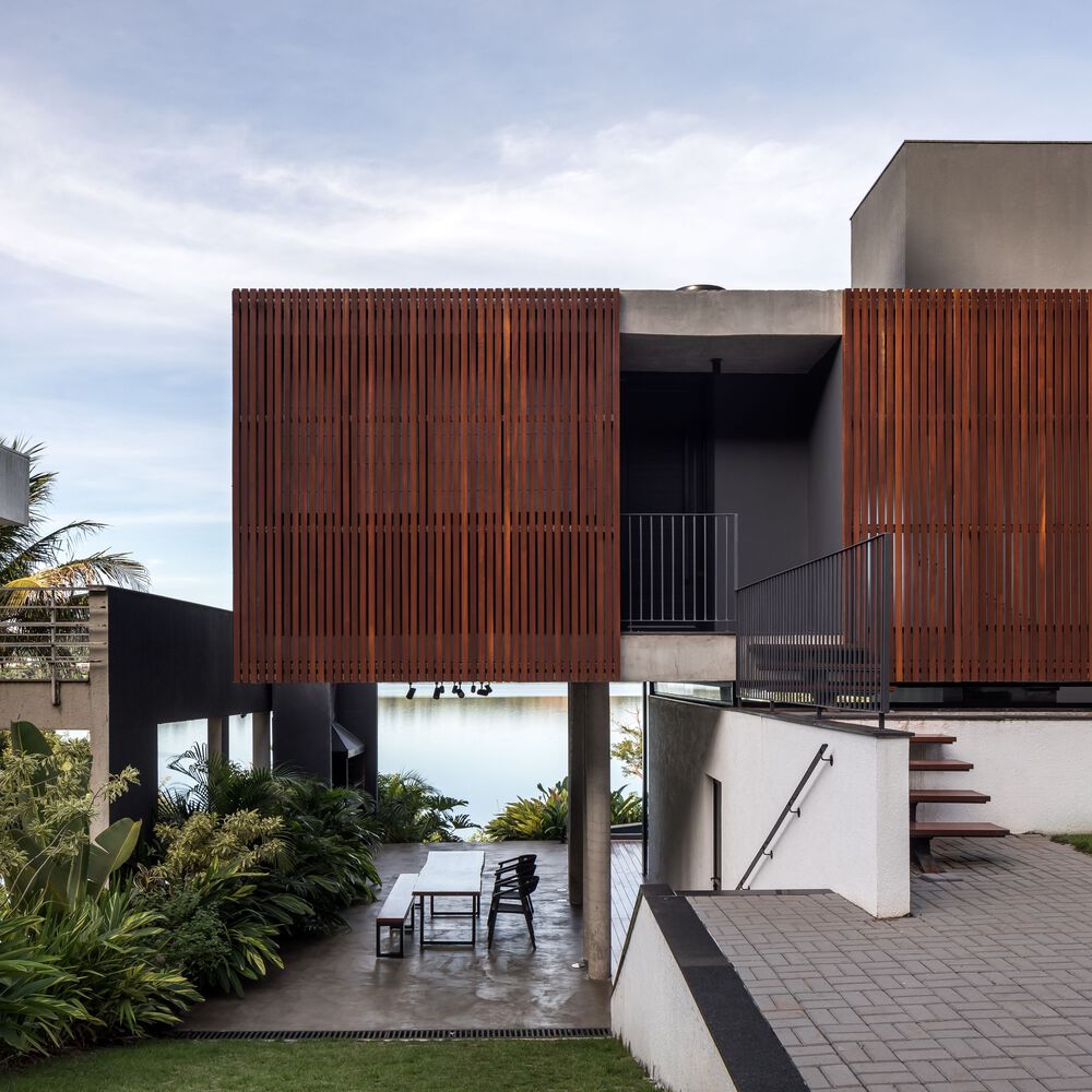 伊瓜苏河畔的绿色住宅-5