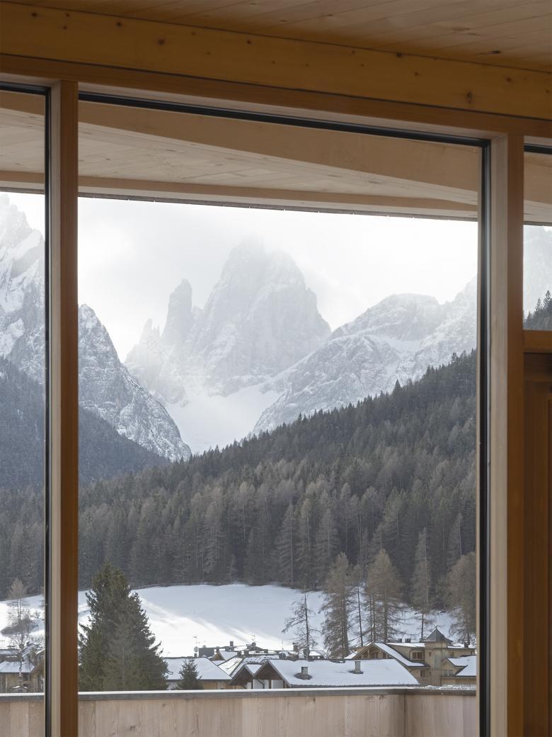 Achim Birnbaum丨Haus der Berge – Besucherzentrum Sexten丨意大利-18