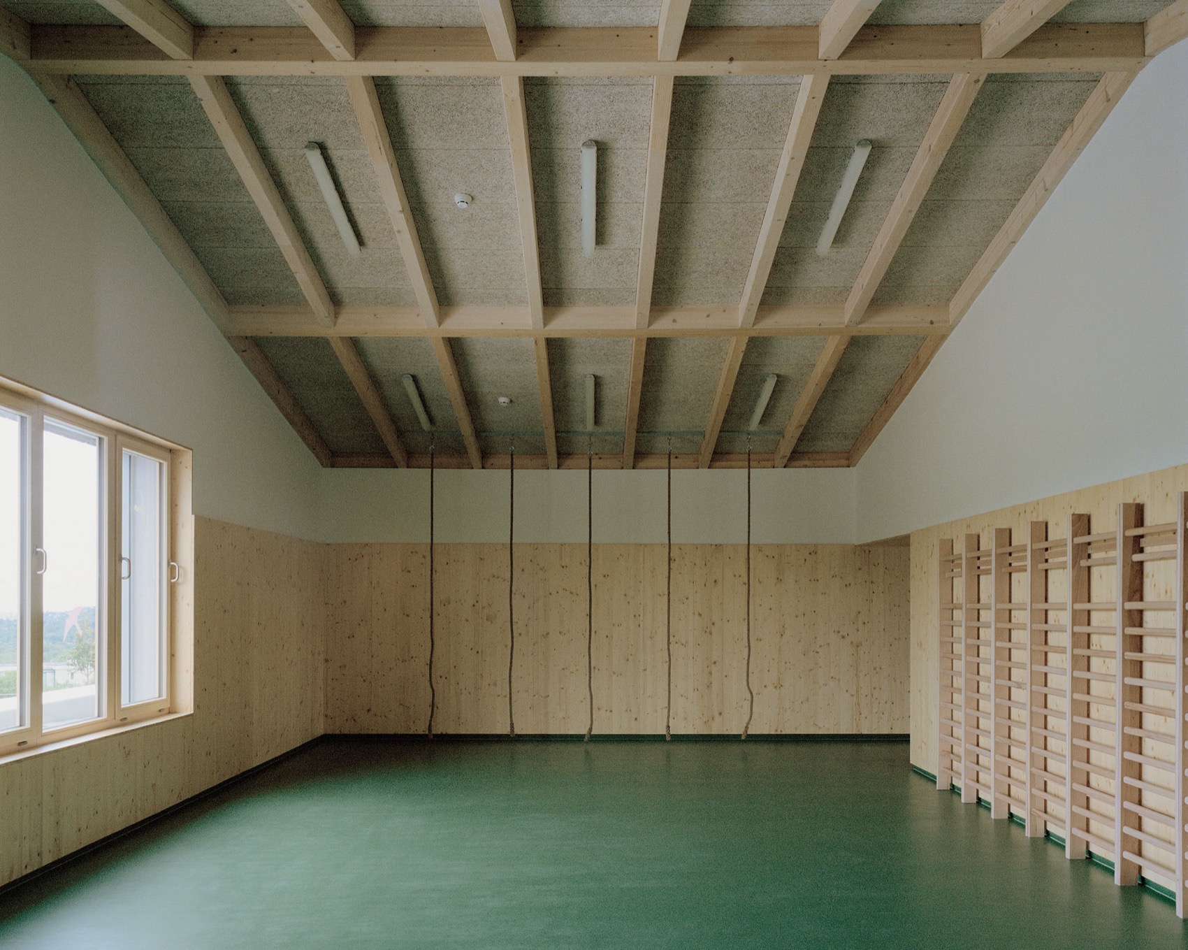 山丘上的“儿童林地”丨匈牙利布达佩斯丨Archikon Architects-20