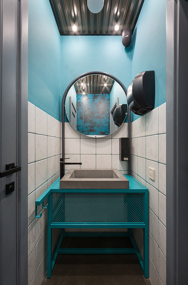 FURGONETA 街头小吃咖啡馆室内设计丨乌克兰基辅丨Oleg Volosovskiy 等-21