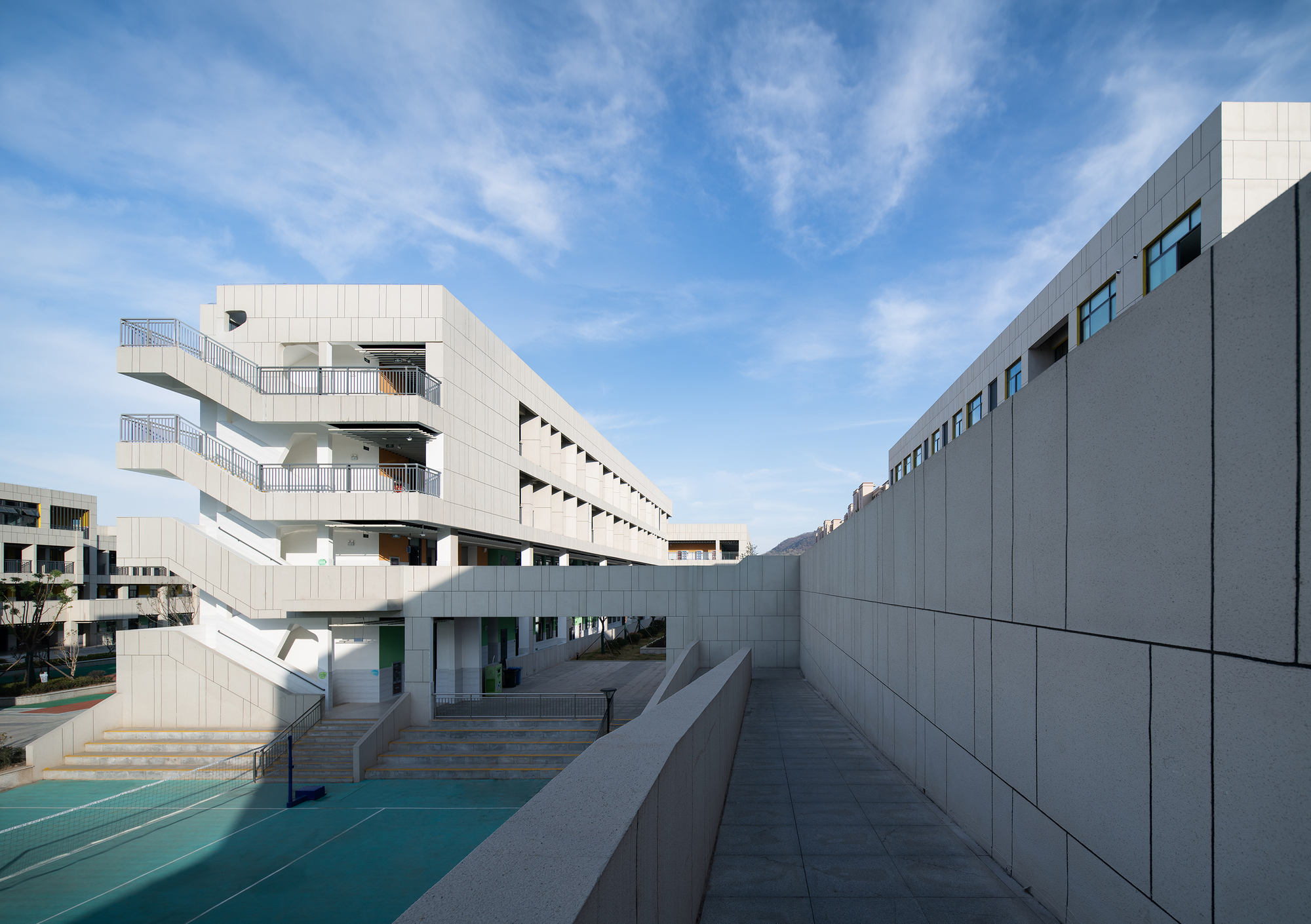 Nanjing Qixia Mountain Shibuqiao Central School / Nanjing Bangjian Urban Architectural Group-21