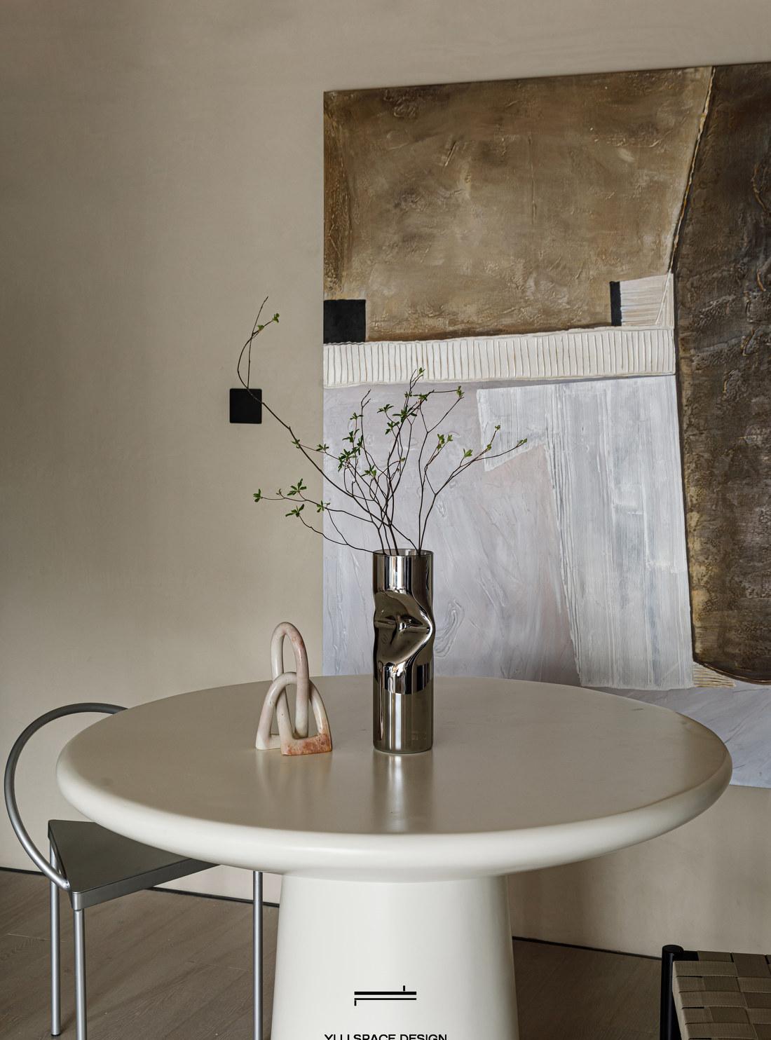 油画质感小户型设计,打造互动式空间-13