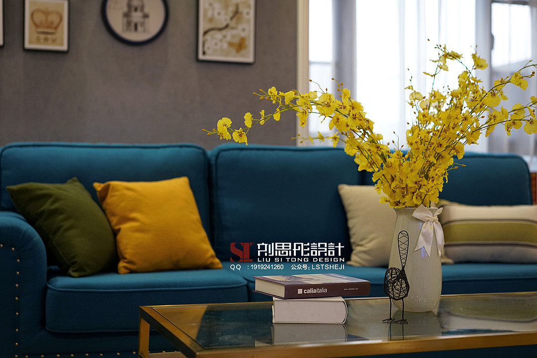 幸福时代 98 平美式混搭风，蓝色沙发点亮空间-16