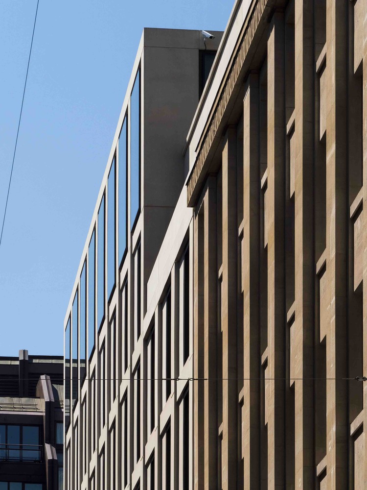 瑞银历史建筑的现代重生——Rhône 8 项目-46