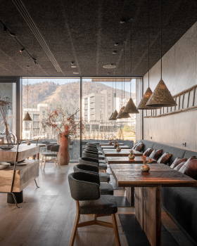 88 Vinotheque / HAY Boutique Hotel and SPA