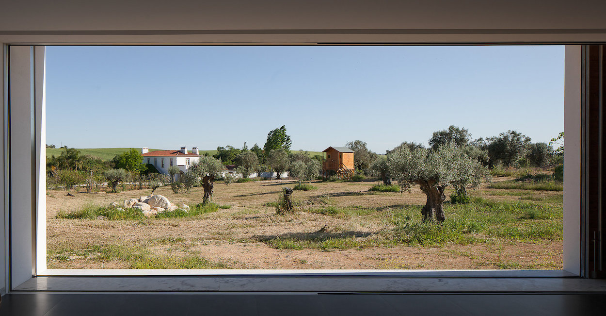 葡萄牙 Santarém 度假住宅 | 功能分区明确，自然光充足-12