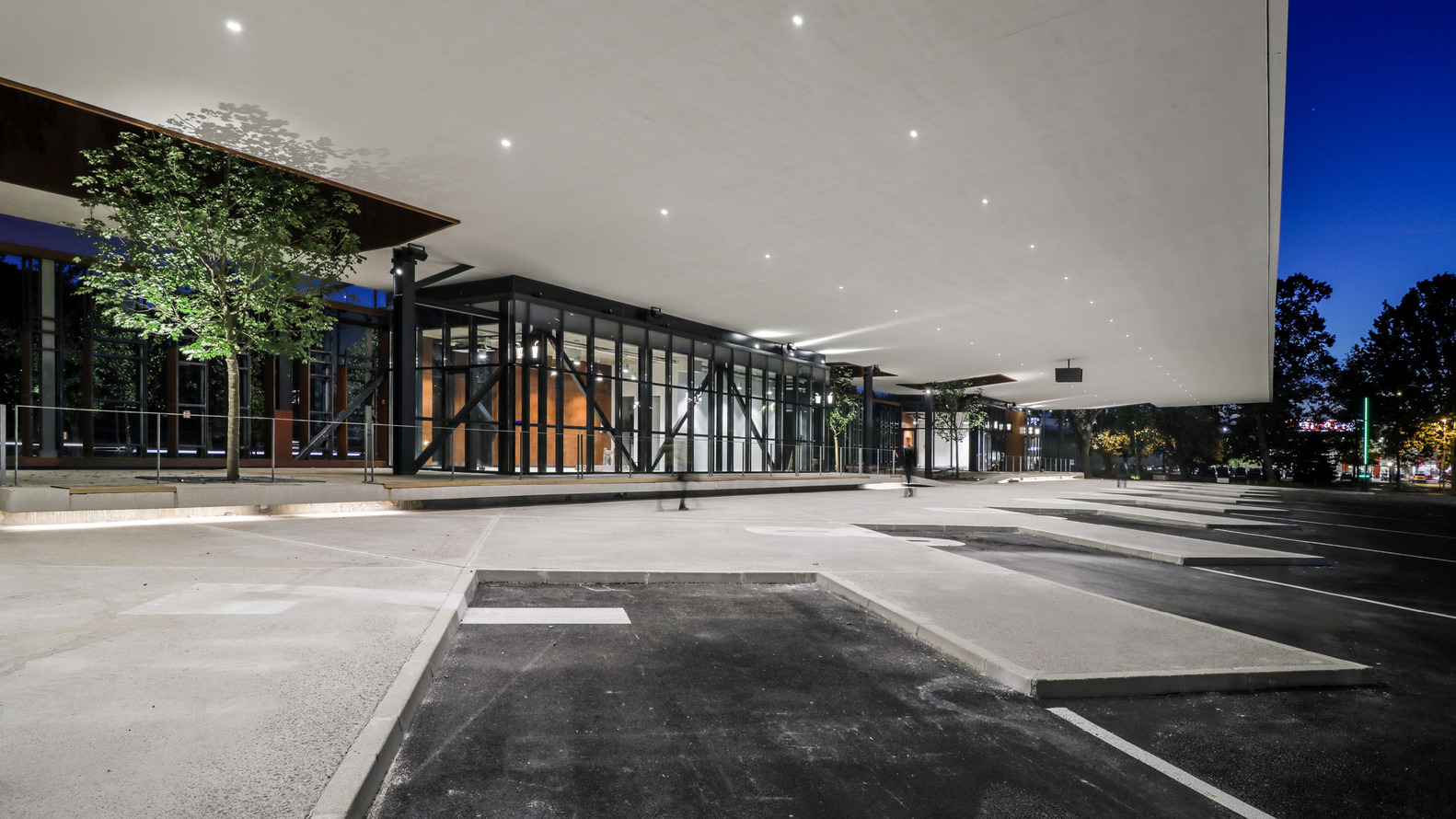 克罗地亚斯拉沃斯基·布罗德位巴士总站丨桑格勒+AVP 建筑师事务所-38