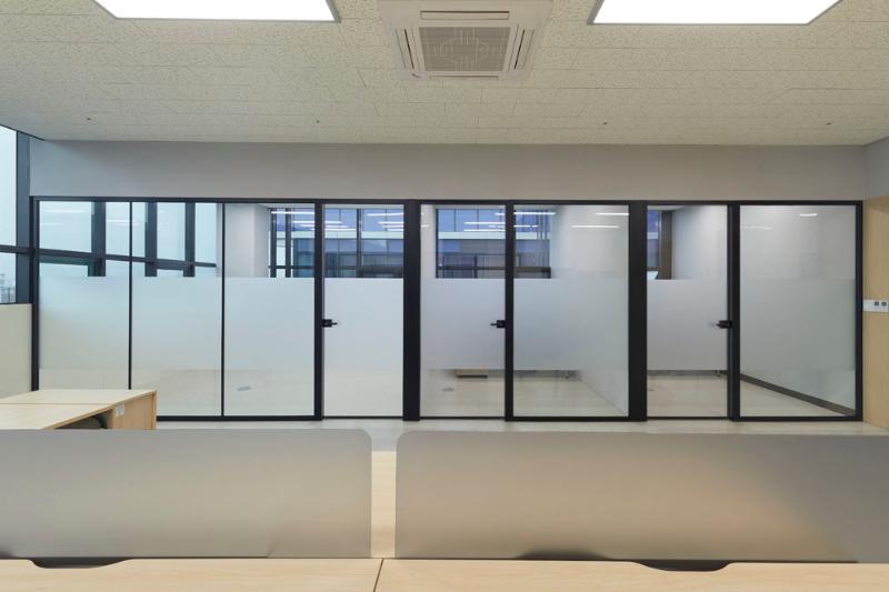 简约清新 40 平办公空间设计-13