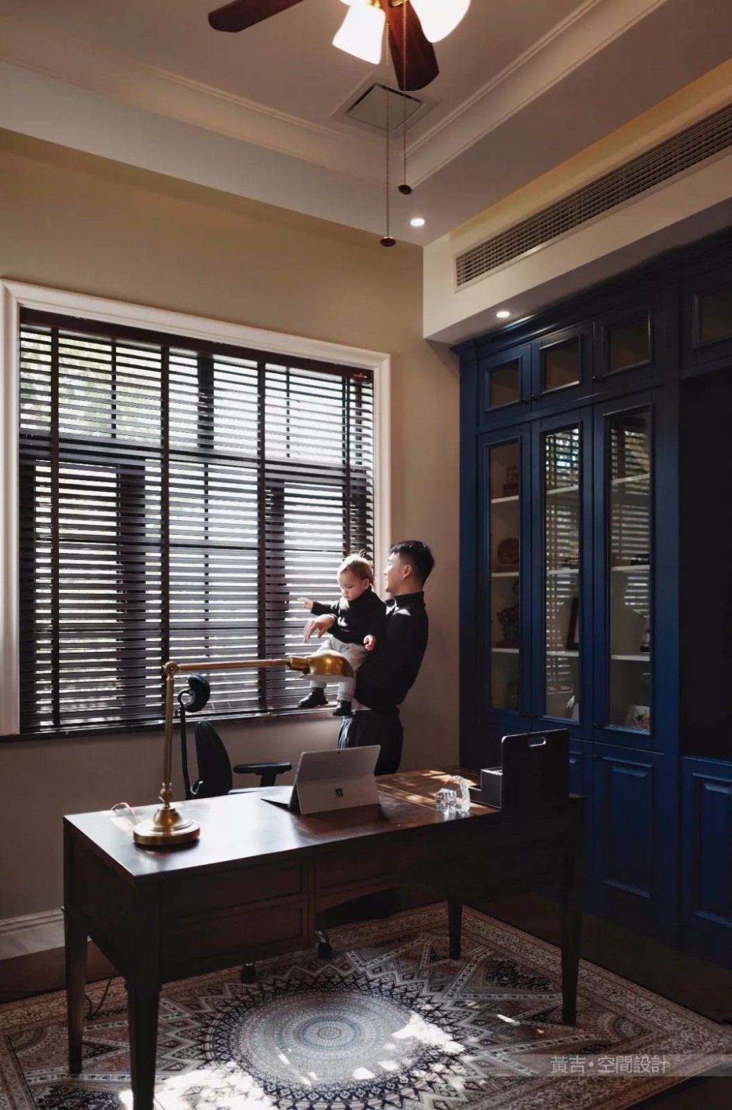 黄吉打造温馨现代家，送父母一份最好的礼物-11