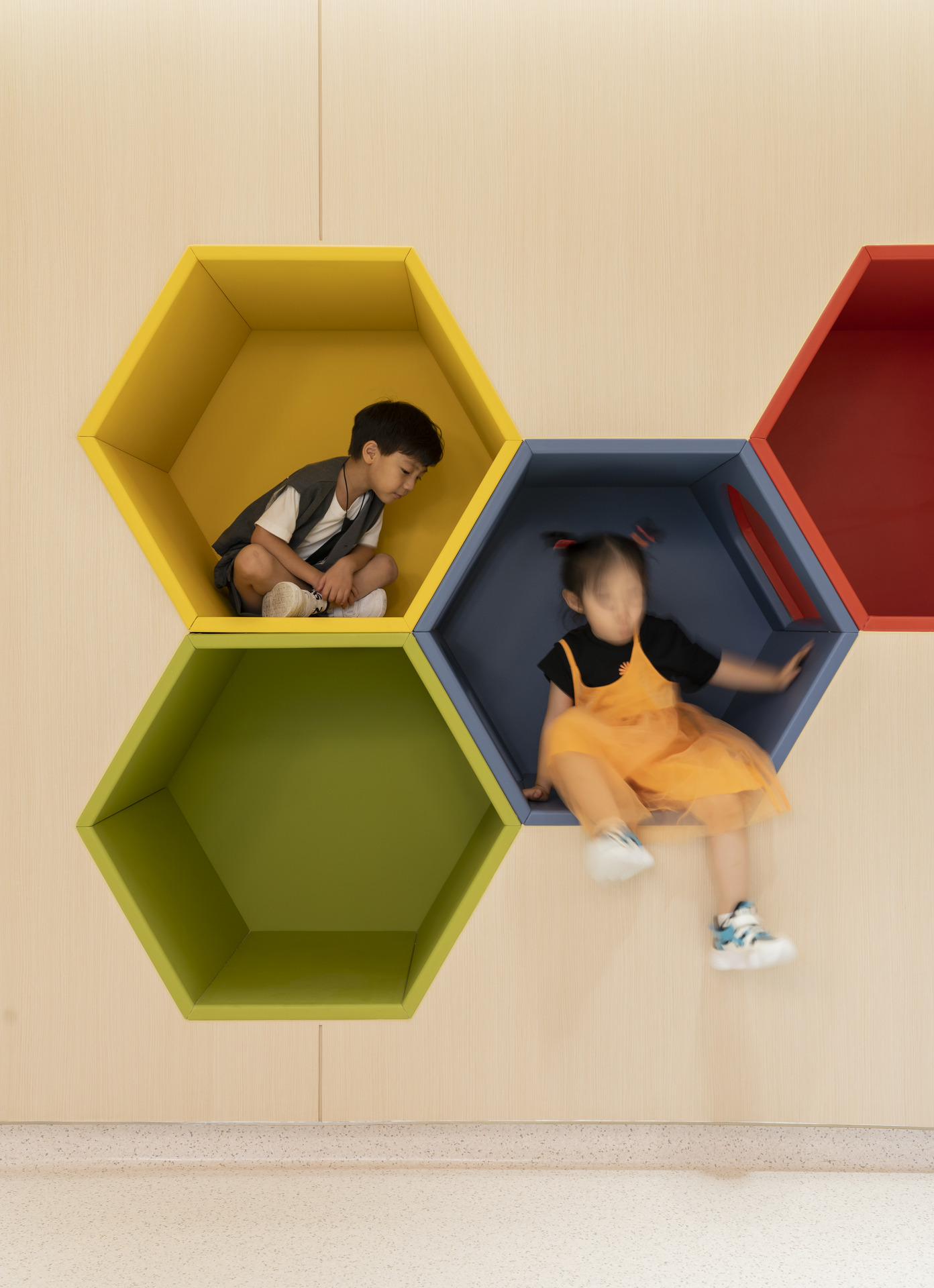 Xi’an Angel Children’s Clinic | Woods Bagot-10