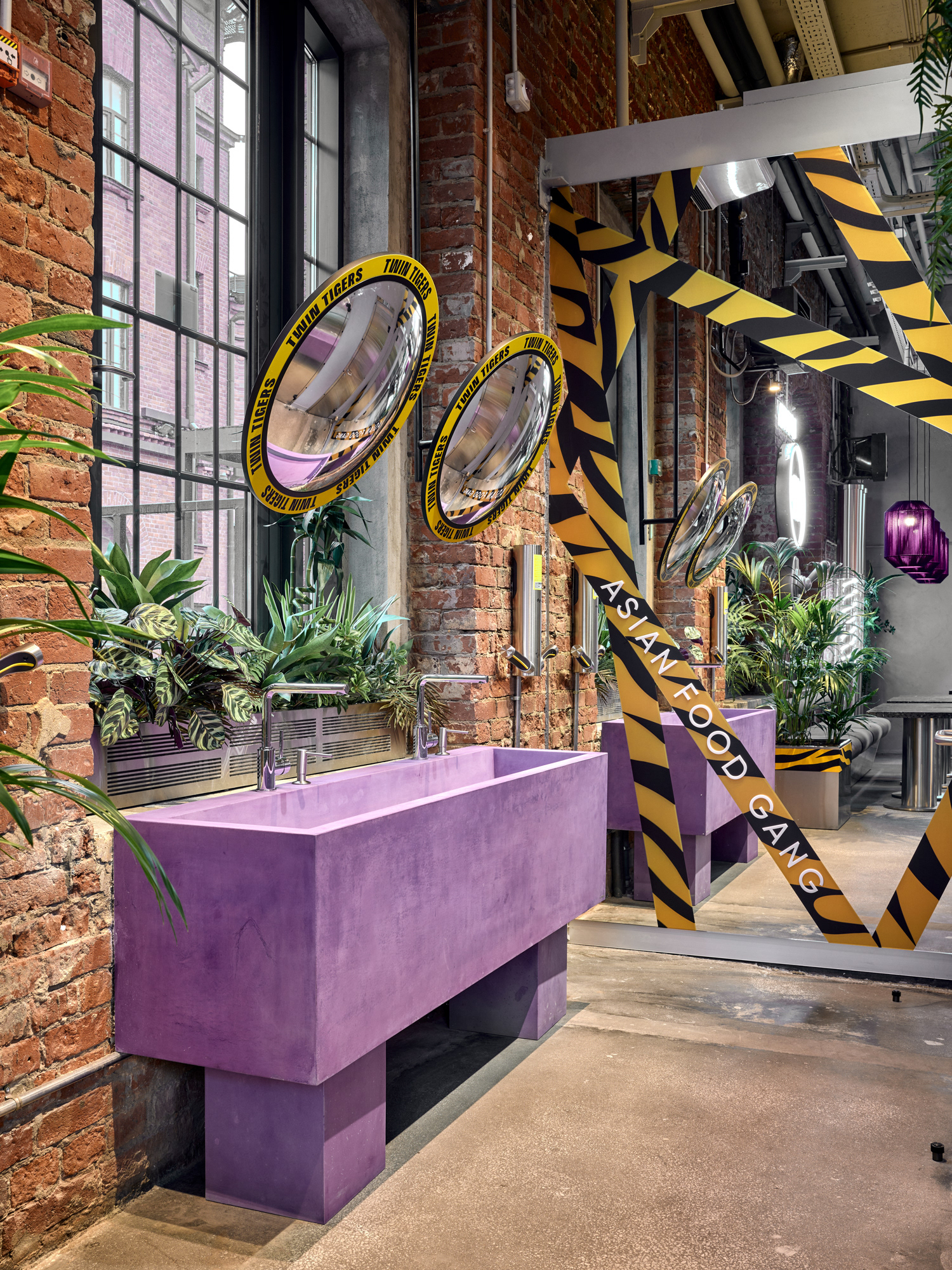 TWIN TIGERS 餐厅丨俄罗斯莫斯科丨Muravina Anna,Sazonova Elena-31