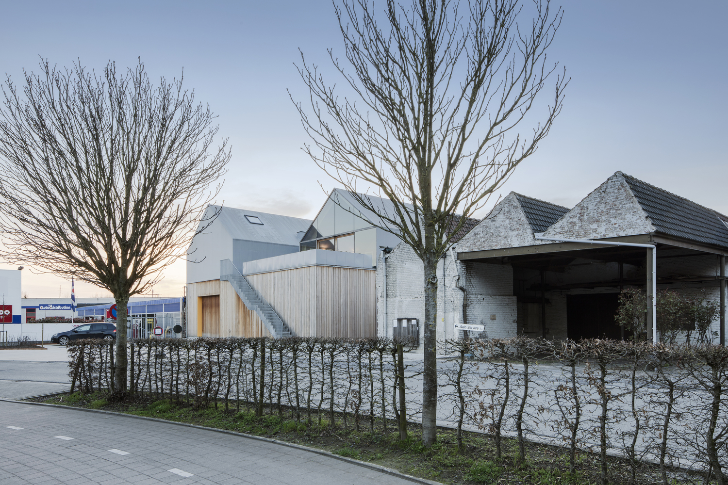 比利时工厂屋顶住宅-8