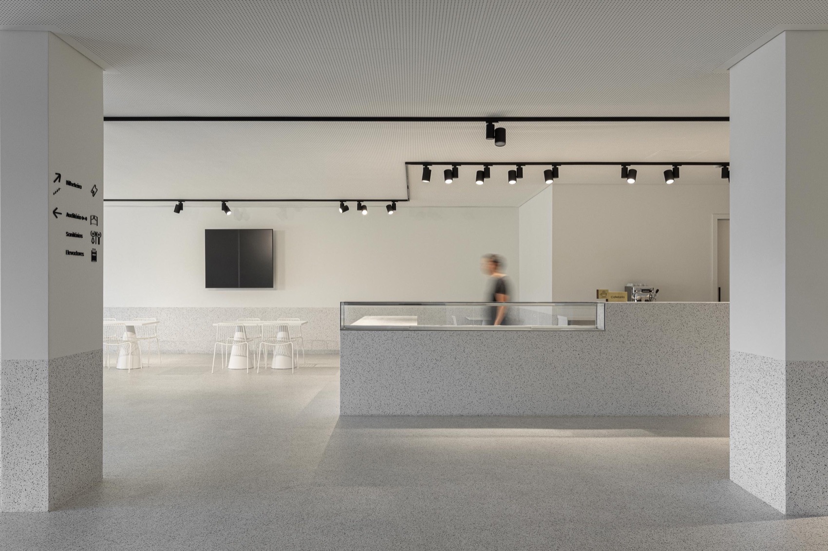 文化中心丨葡萄牙丨Galeria Gabinete-33