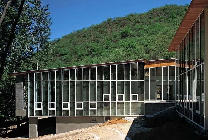 从“网红”到“长红”,如何用建筑艺术对抗城市化焦虑?-37