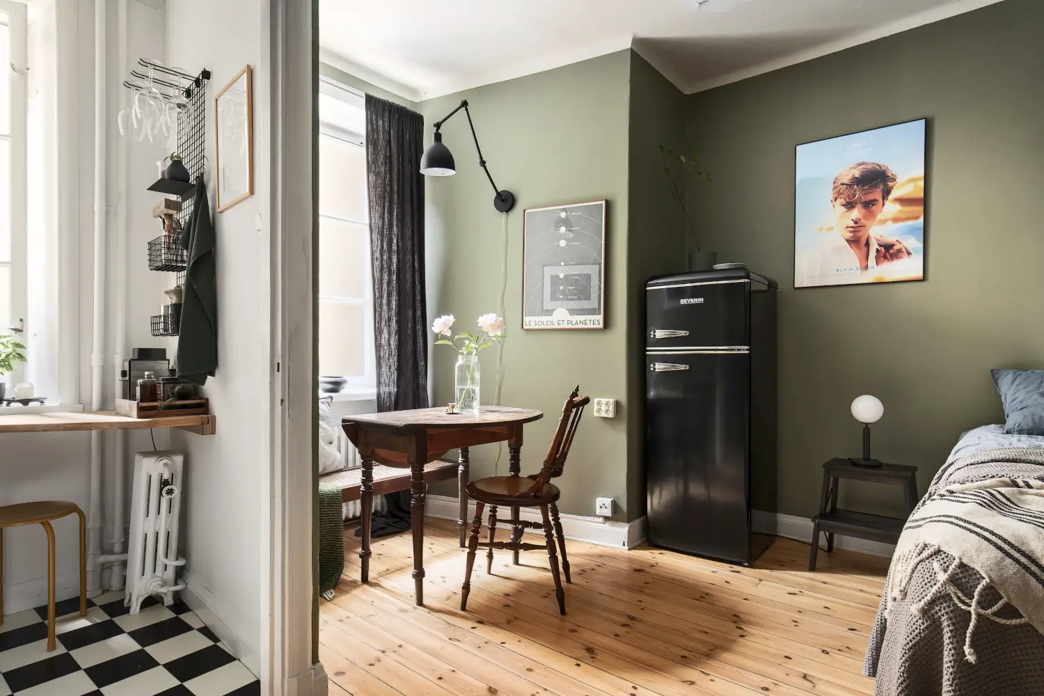 20 平米绿黑个性小窝-3