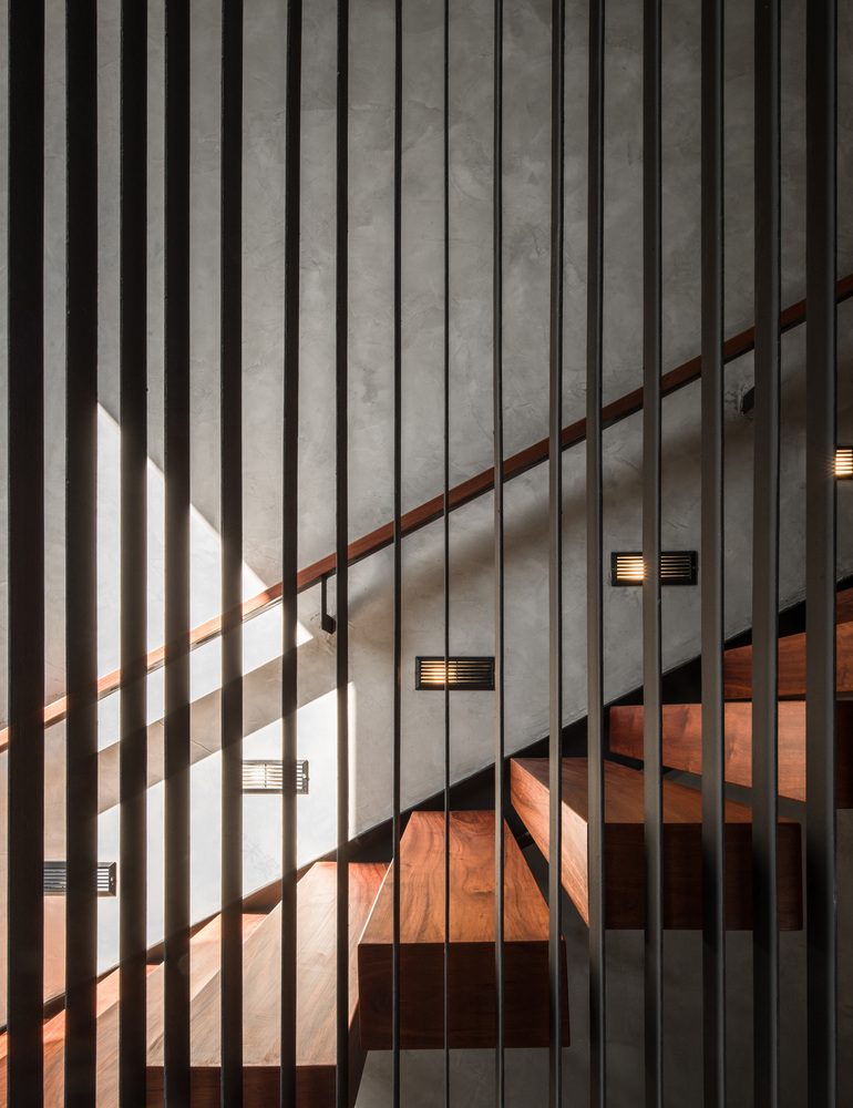 泰国乡村绿色隐居—— Baan Klang Suan ForX Design Studio-32