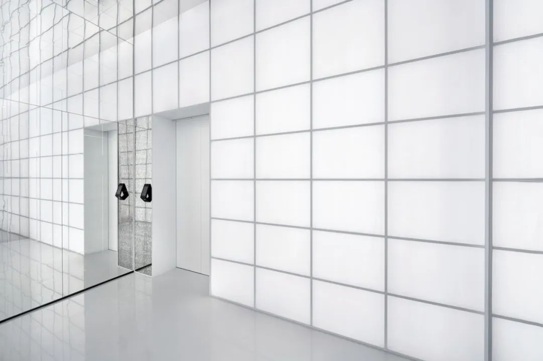 十聿照明设计ULDA|320米高空共赴光影之约——上海白玉兰观景台TheStage-37