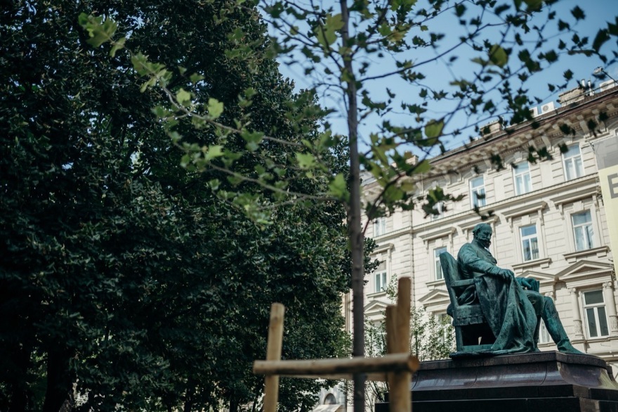 匈牙利文学广场丨匈牙利布达佩斯-16