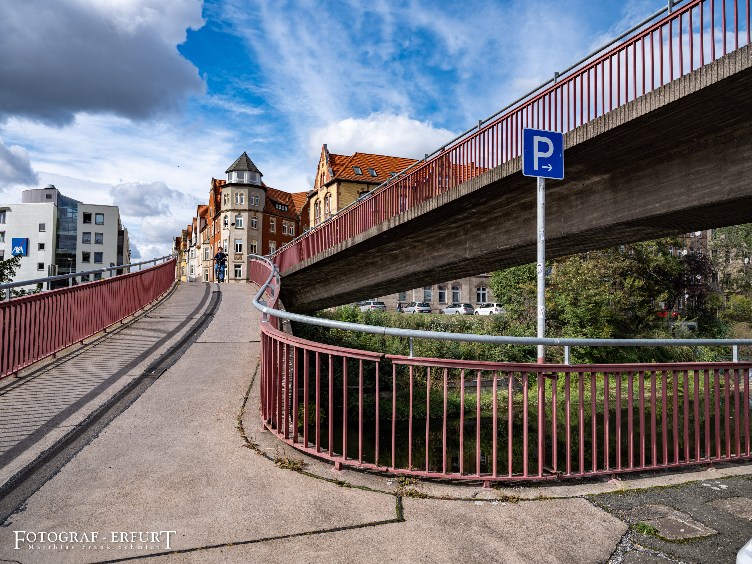 待拆除的行人桥摄影-12