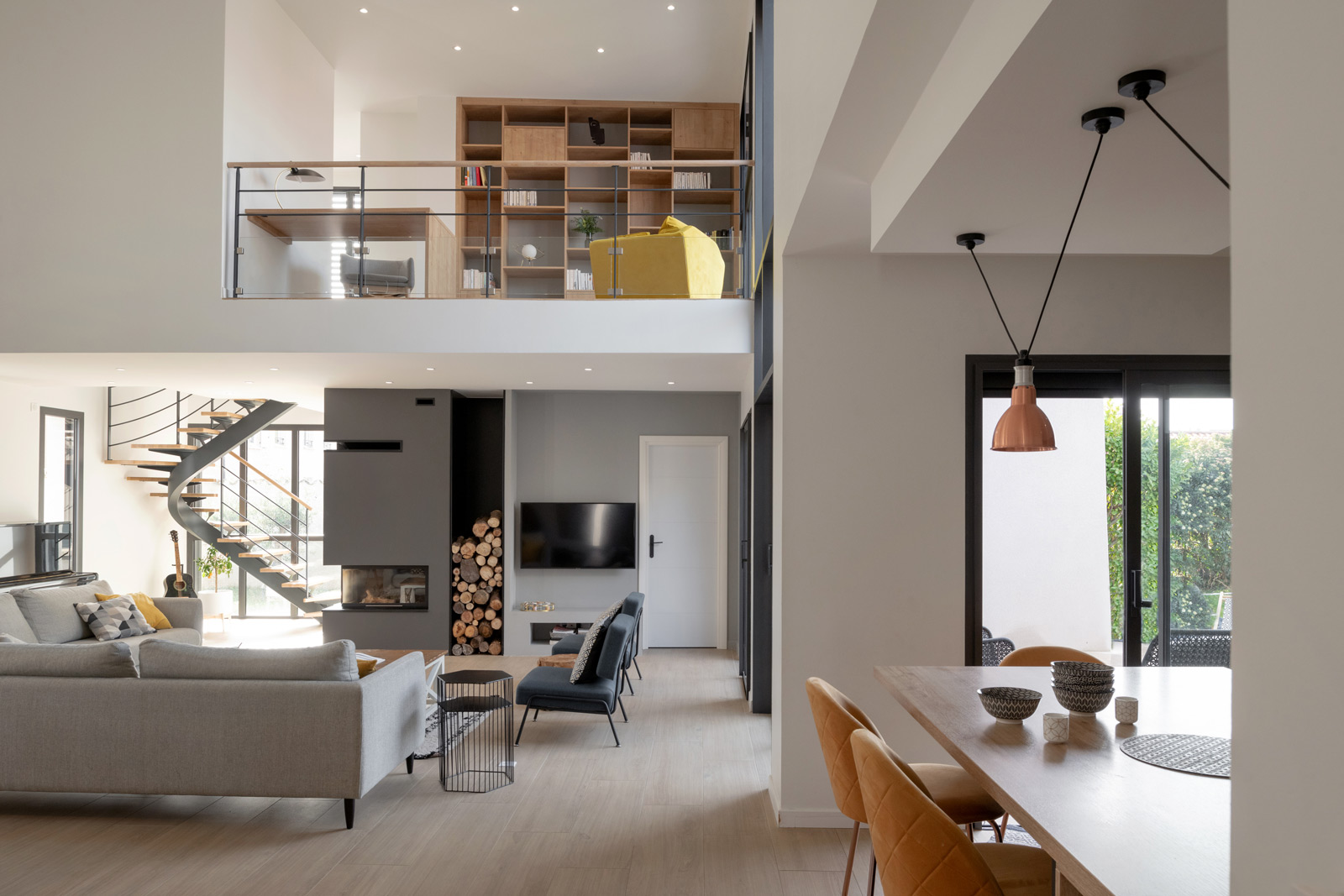 村庄房屋改造成现代别墅项目丨法国丨Soleil Noir（室内建筑师）,Skéa Designer-0