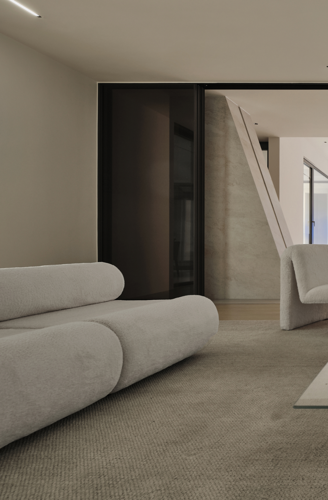 镜面延伸视觉的室内外结合展厅设计丨中国临沂丨尔我空间设计研究室-23