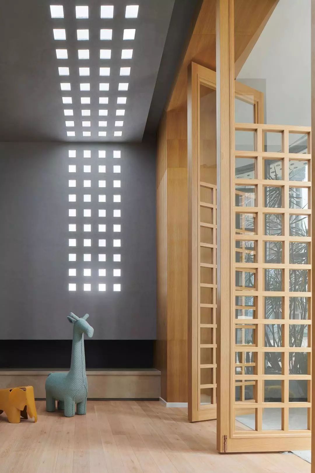 泸州酒城中心 | 千姿百态的地产销售中心设计-33