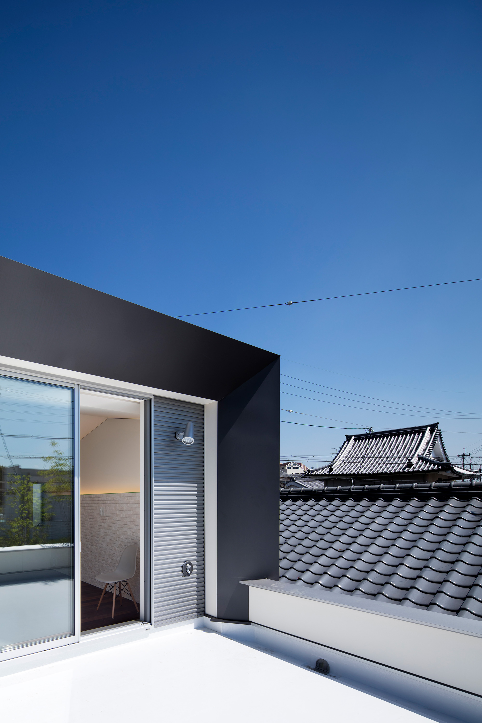 奈良古村中的现代私密住宅-15