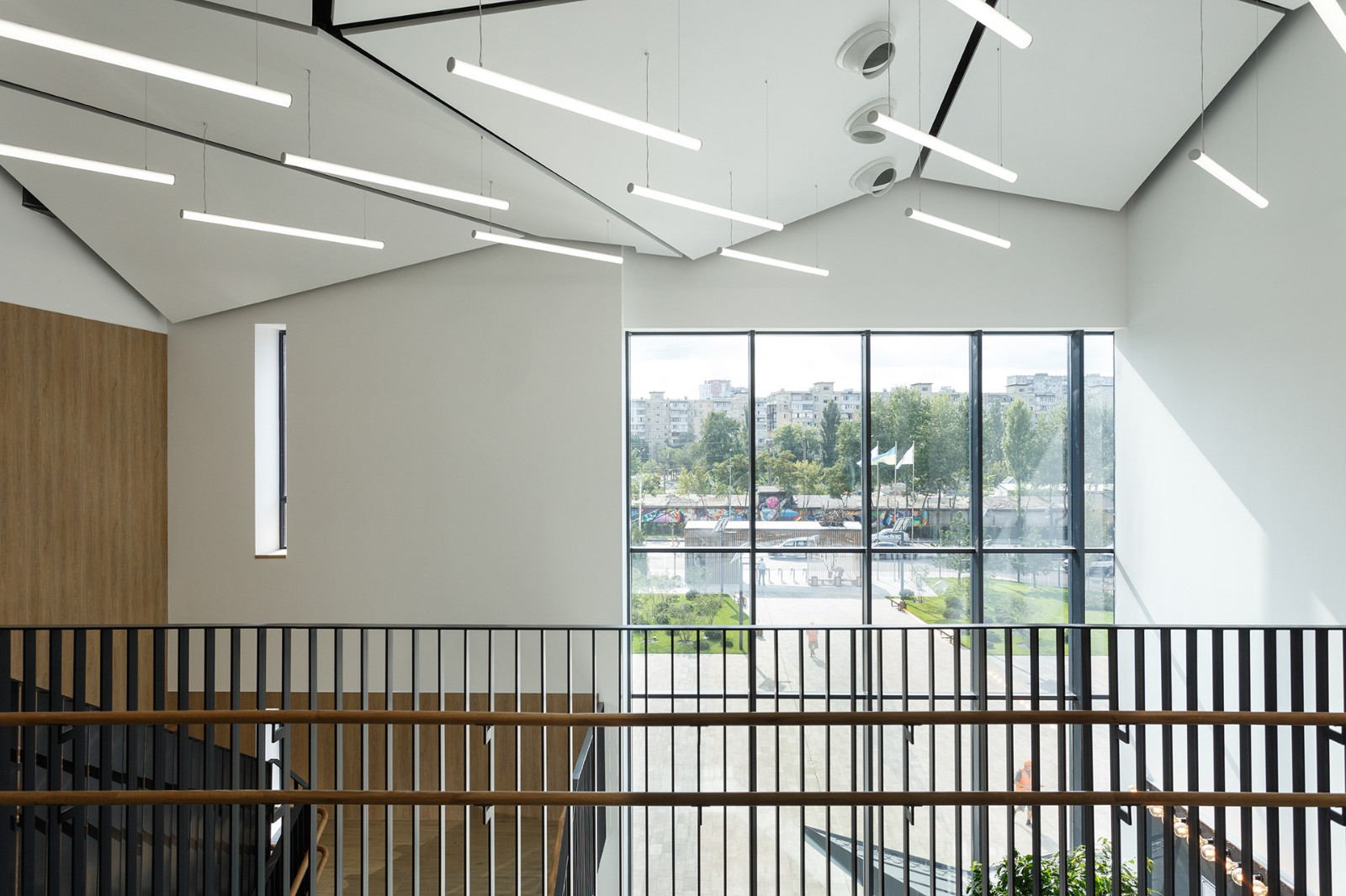 乌克兰基辅 A+ 学院 SVOYA studio-27