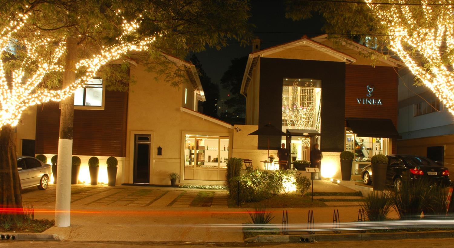 南方法国与意大利托斯卡纳风格餐厅设计-1