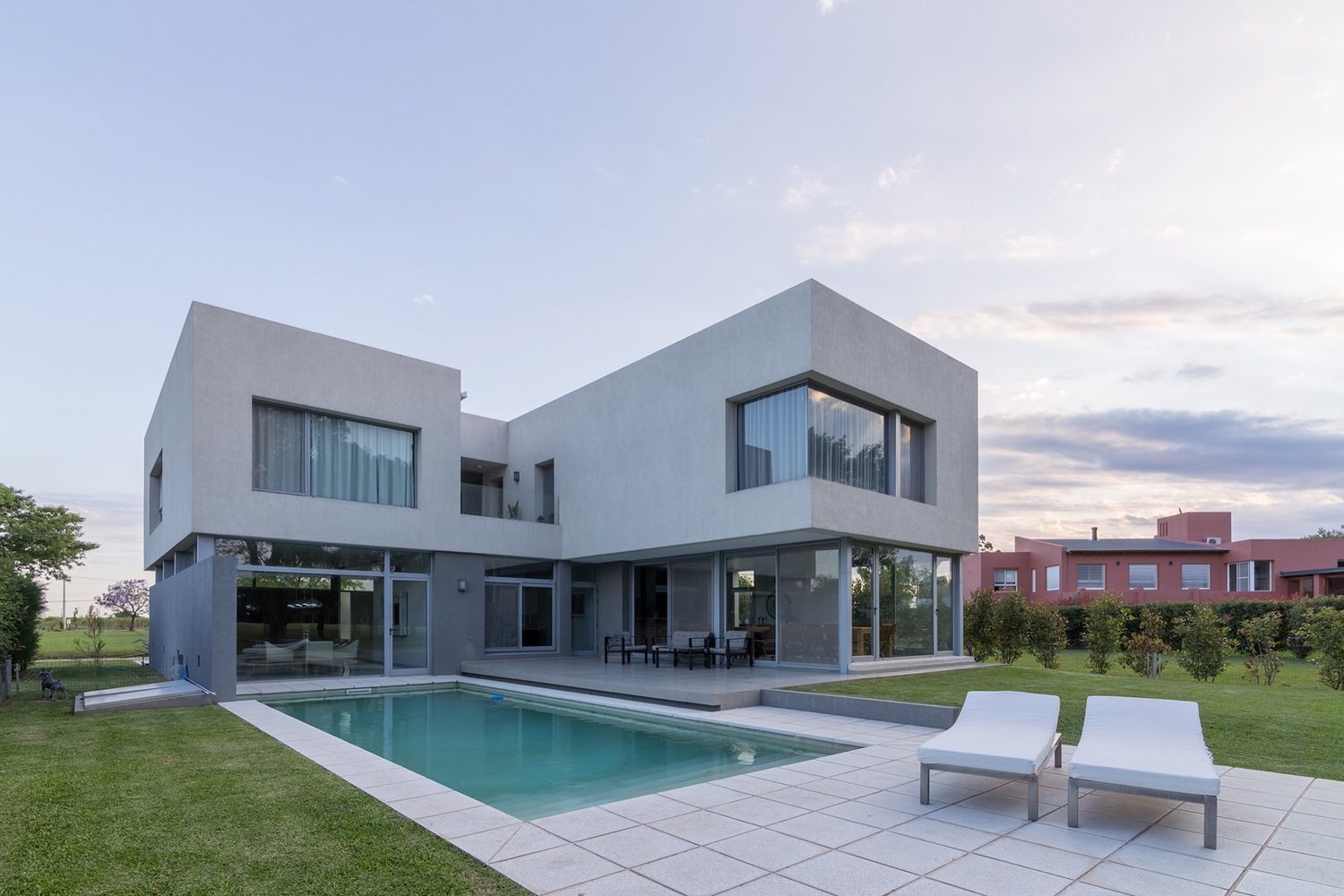 Modern House in Which every Unnecessary Element has been Eliminated-37