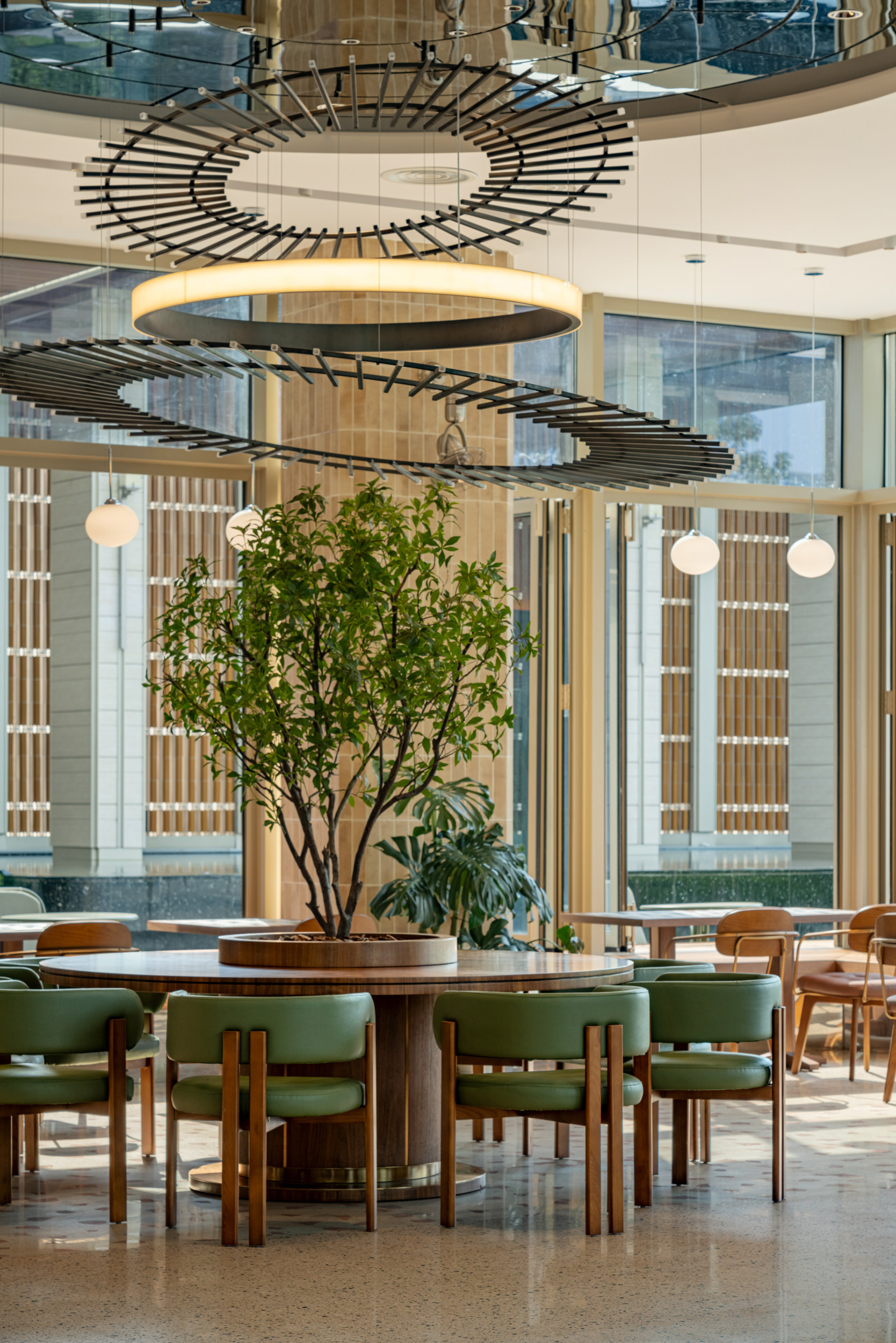 广州南站 · 檐下集丨中国广州丨超级平常空间设计-28