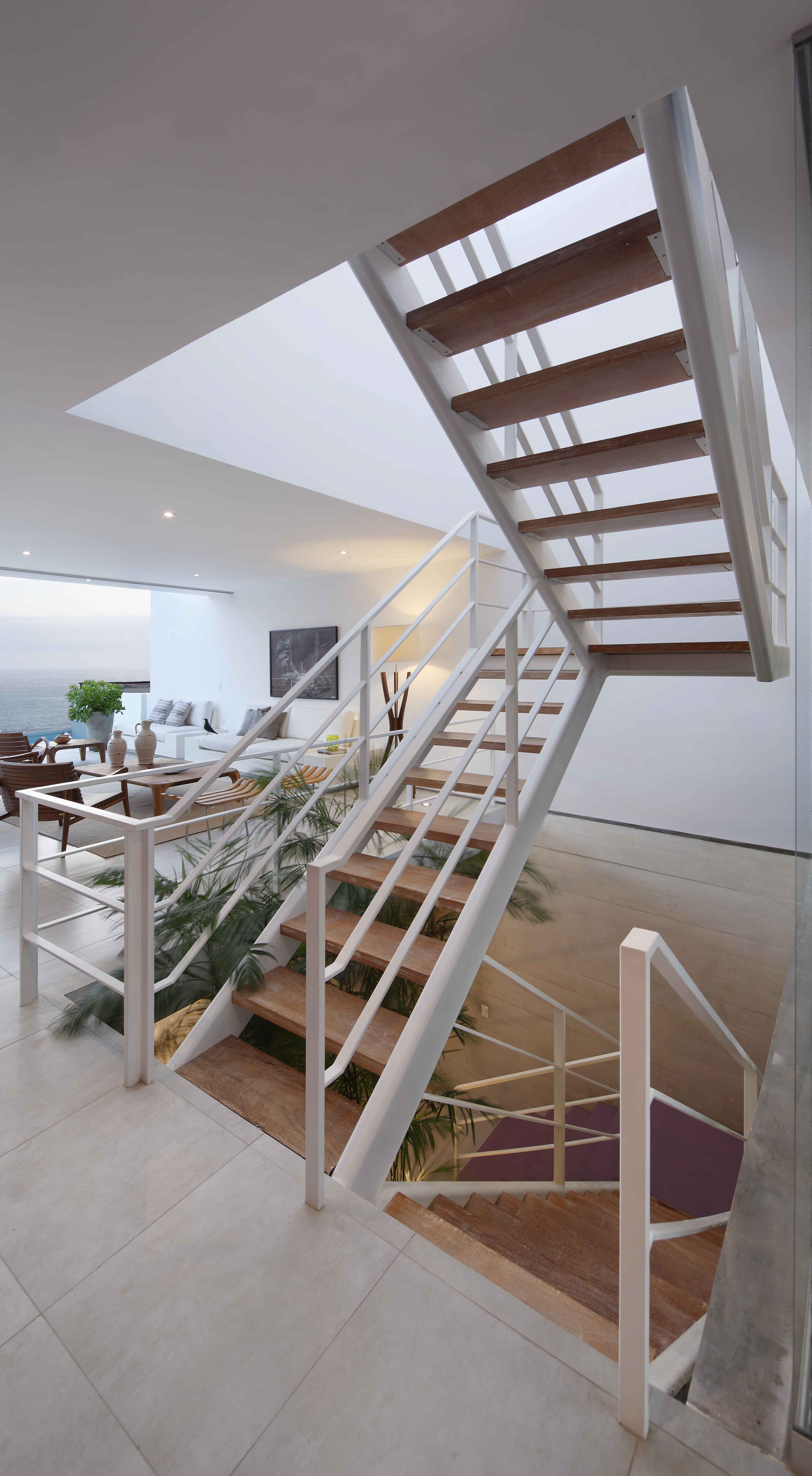 秘鲁利马海景别墅，白盒子的生活空间-40