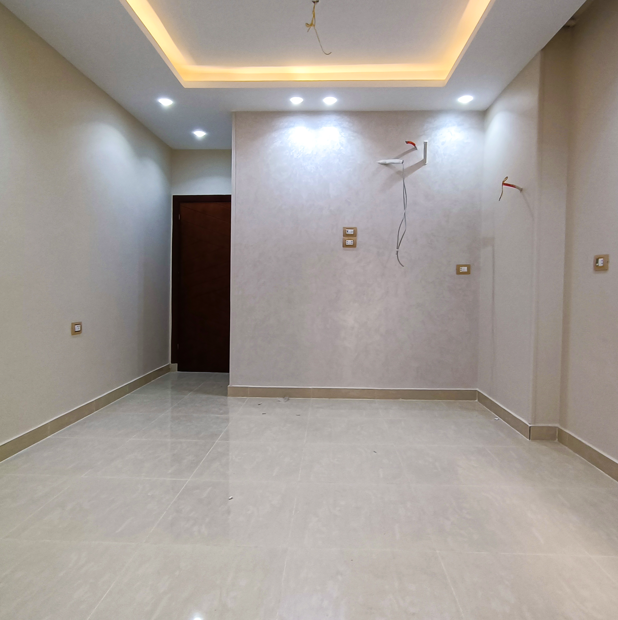 SITE WORK 165 M2 APPARTMENT-0