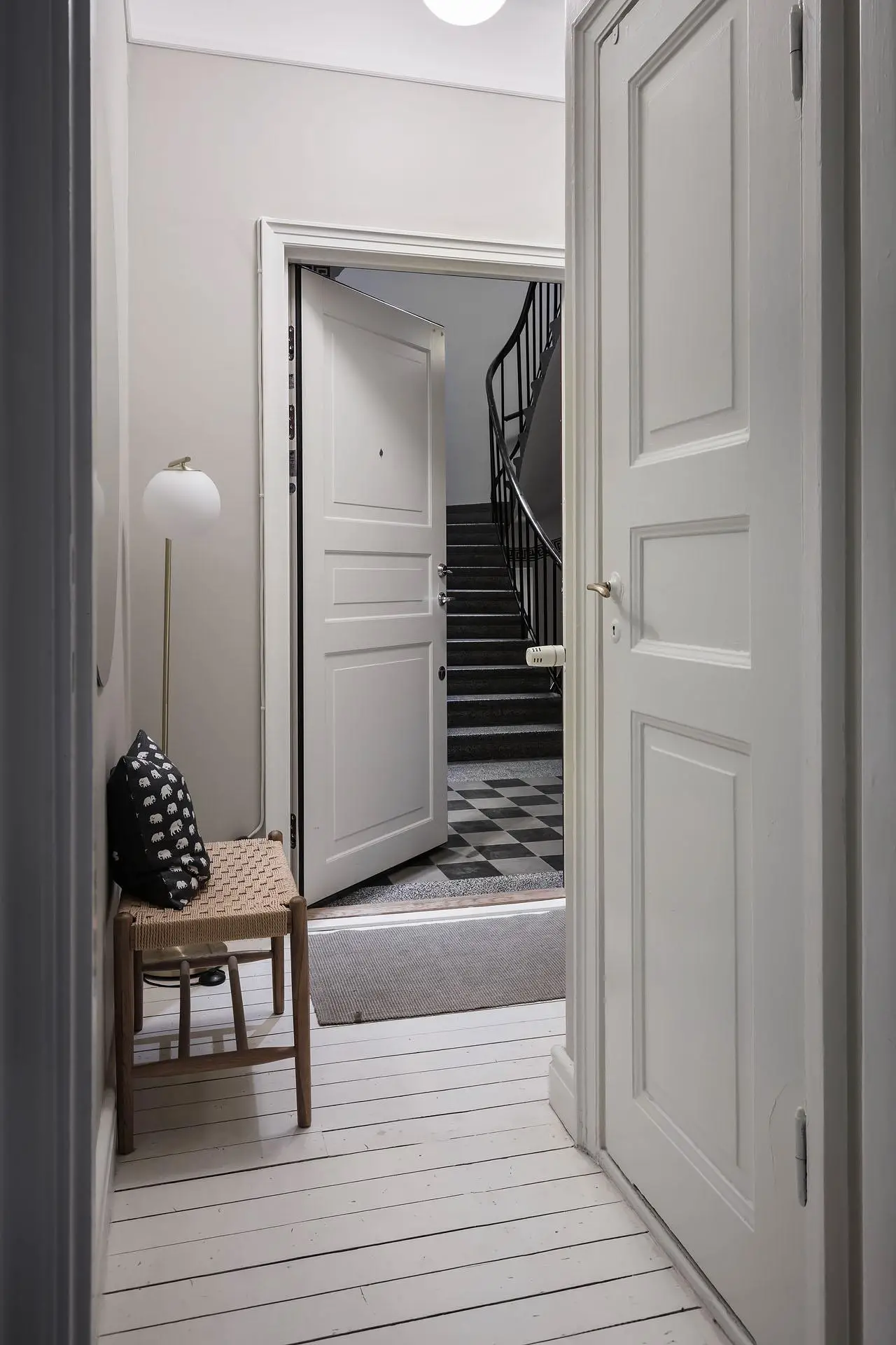 瑞典 55m2 复古一居，砖墙设计亮点受瞩目-21