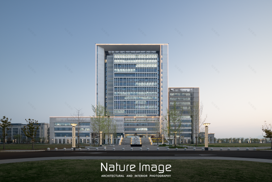 江南大学宜兴校区研究生院一号科研楼丨中国江苏丨华南理工大学建筑设计研究院-13