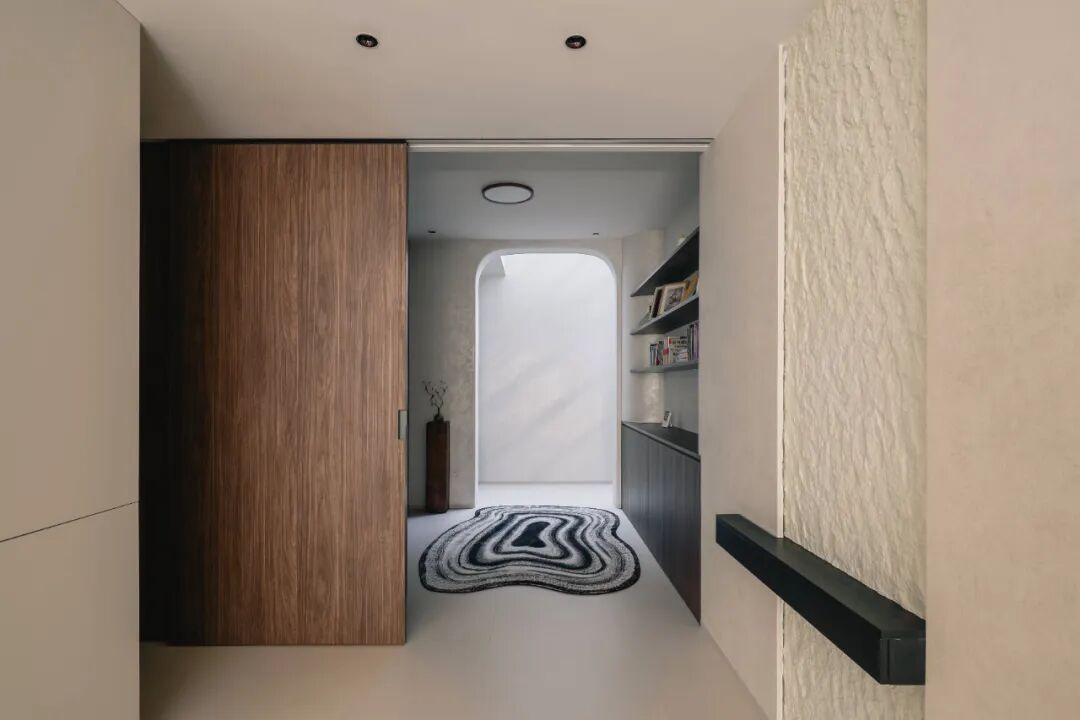 82平下跃理想国，咖啡、藏书与周末-77